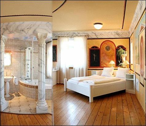 Knopf Und Knopf Erlebniswelt Hotel Warthausen Room photo