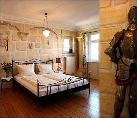 Knopf Und Knopf Erlebniswelt Hotel Warthausen Room photo